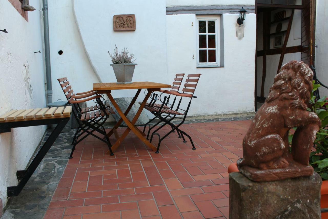 Alter Posthof Lieser Extérieur photo
