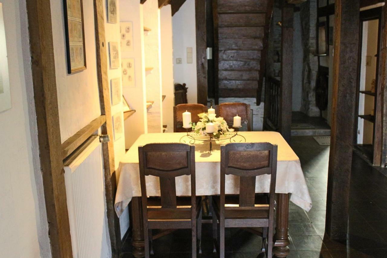 Alter Posthof Lieser Extérieur photo